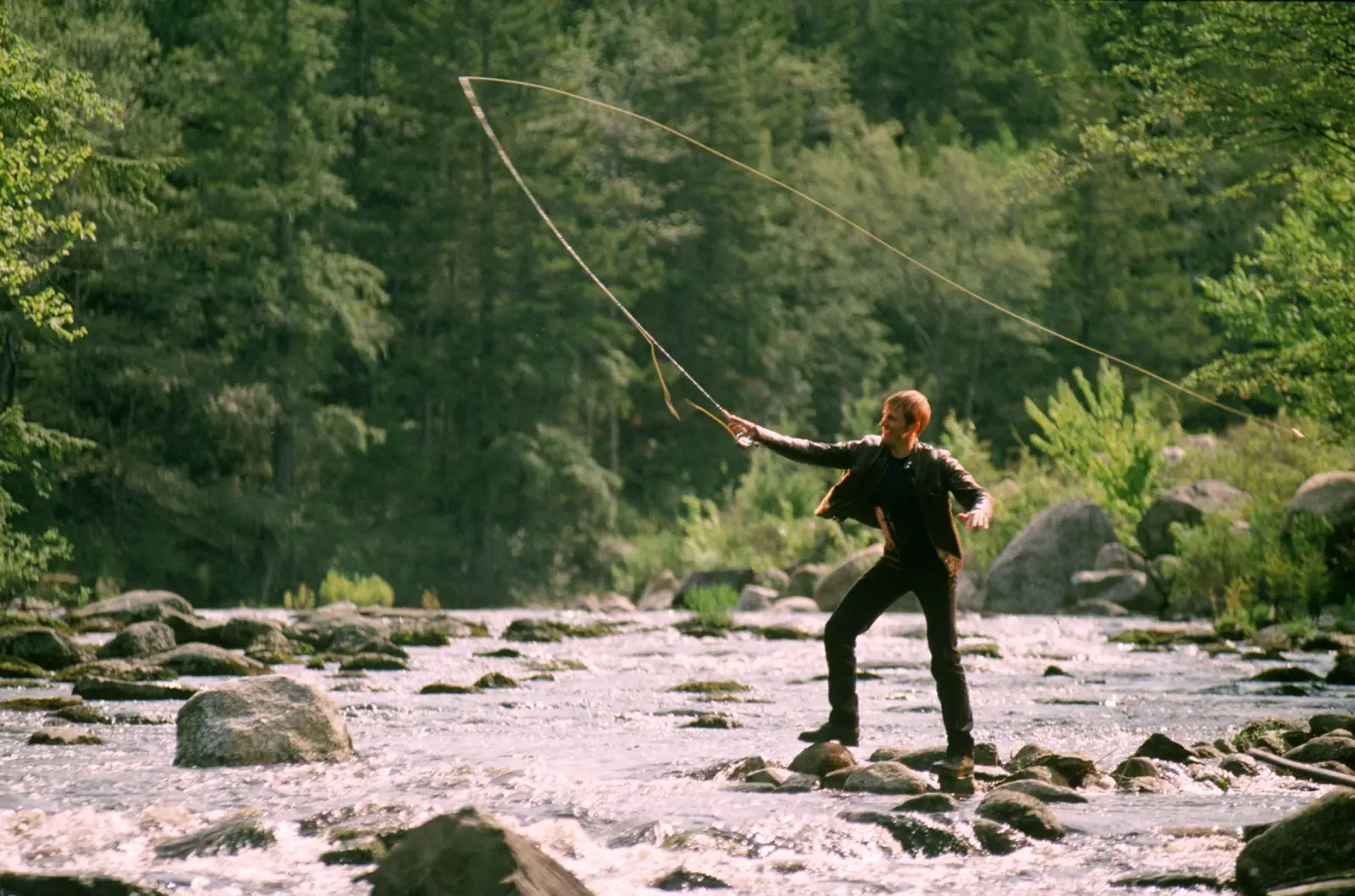 A still from Two If By Sea (1996)